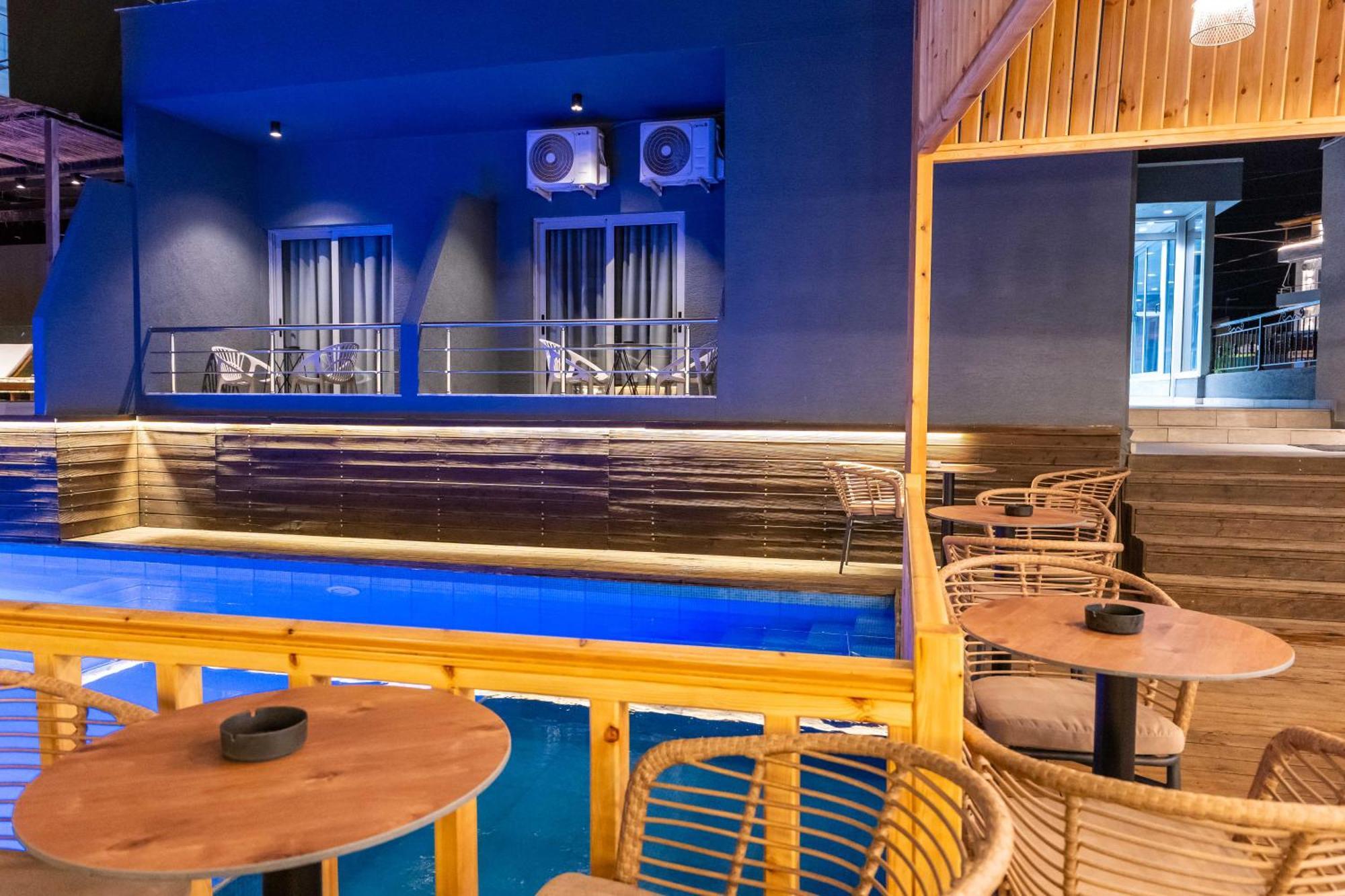 Hotel Piramida 사밀 외부 사진