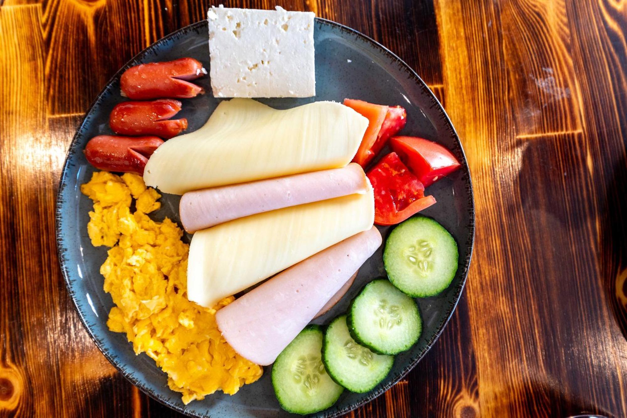 Hotel Piramida 사밀 외부 사진