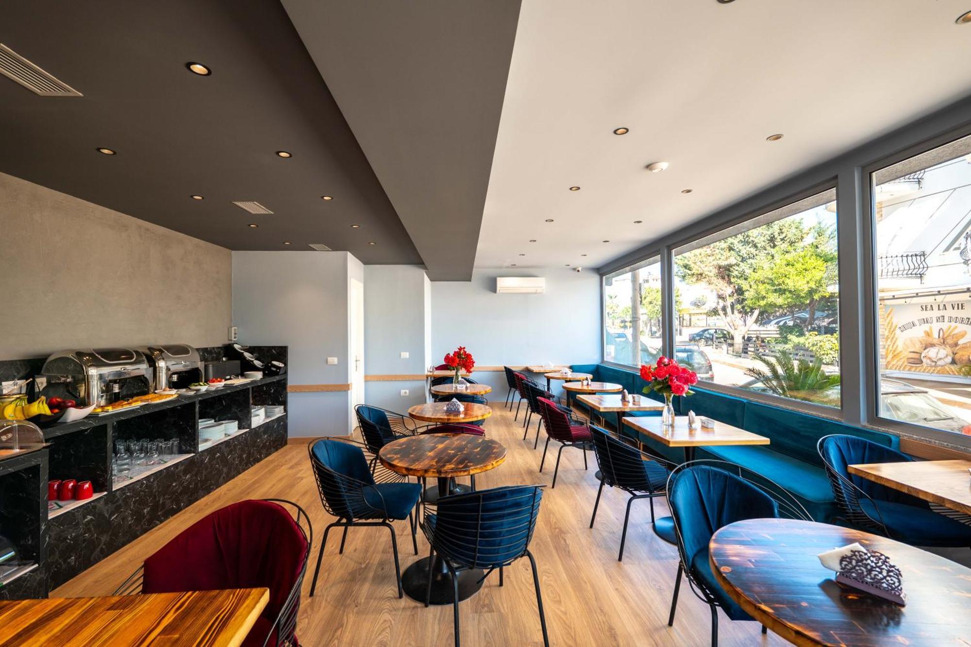 Hotel Piramida 사밀 외부 사진